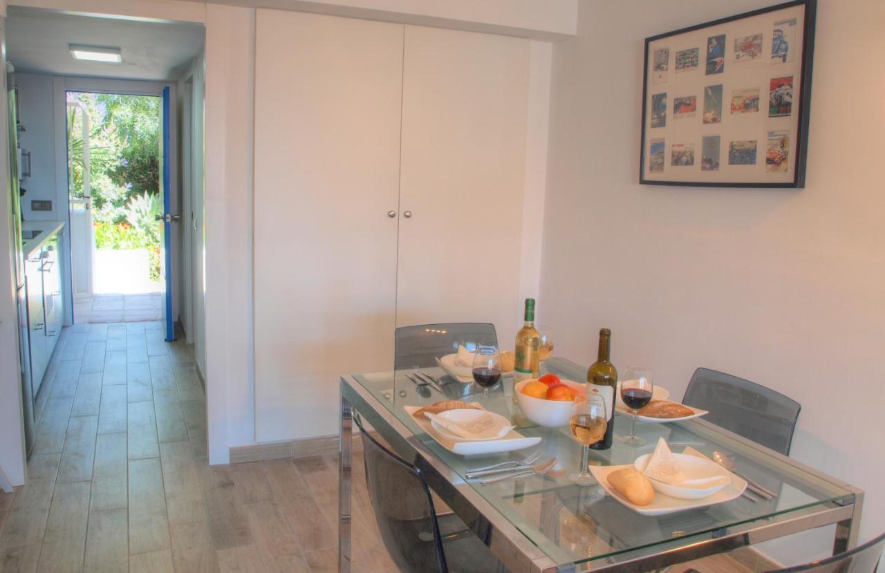 Cristos Beach Apartment Естепона Екстериор снимка