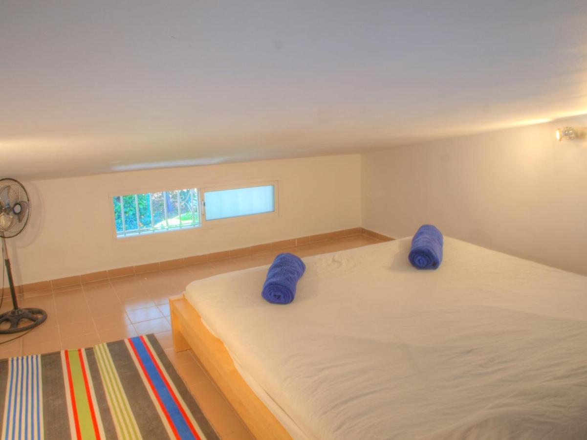 Cristos Beach Apartment Естепона Екстериор снимка