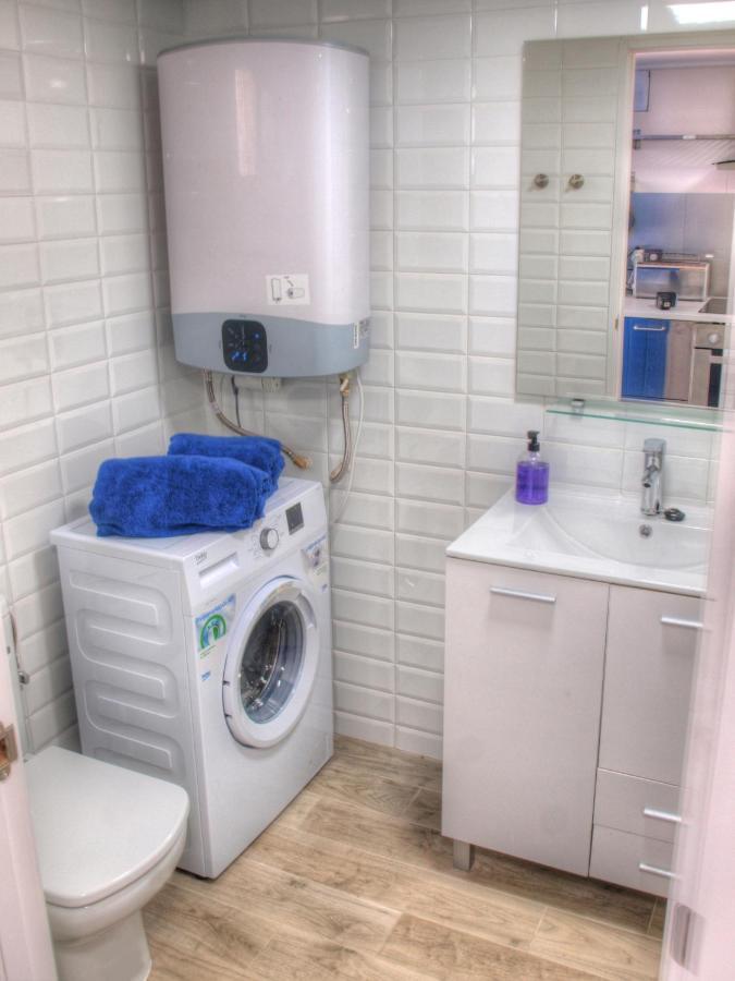 Cristos Beach Apartment Естепона Екстериор снимка